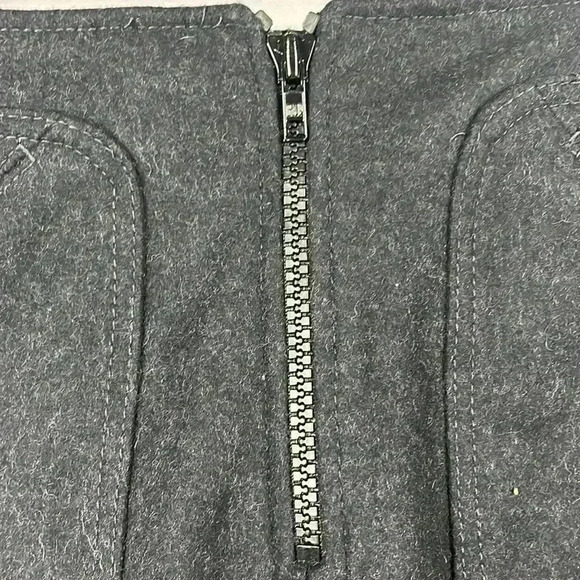 Gap Women’s Mini Skirt Dark Charcoal Gray Zip Front Front Square Pockets Wool 6 - Picture 4 of 8